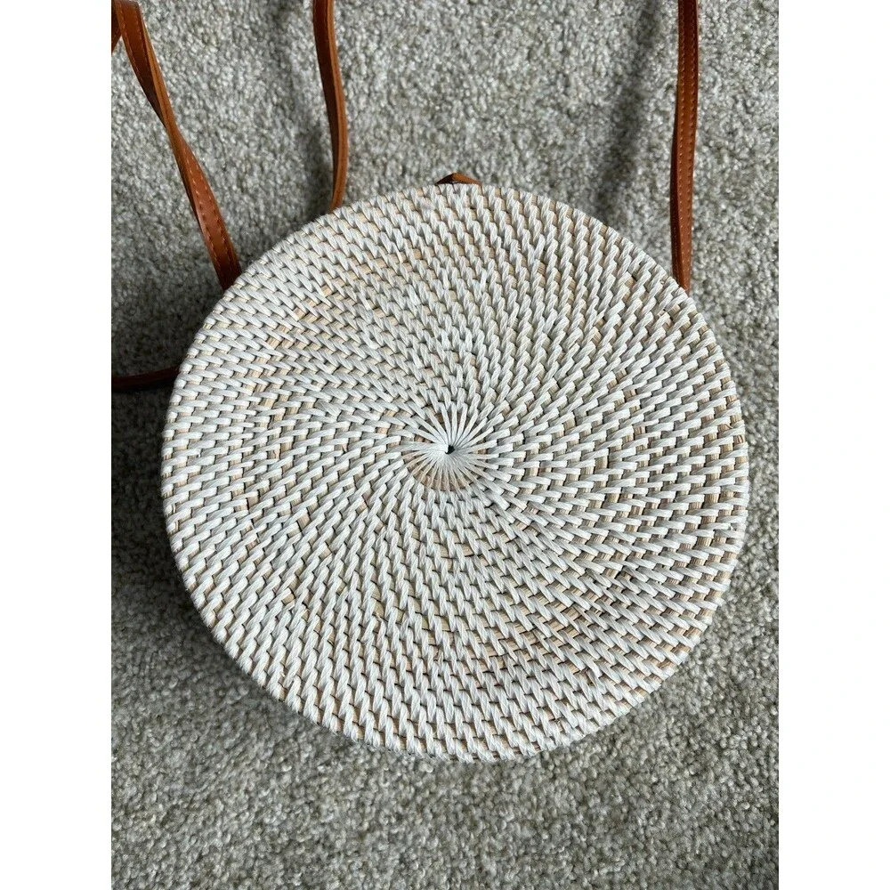 Rattan 8